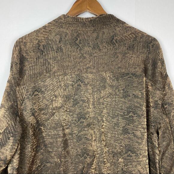 Chico’s | Sz 3 Black Gold Textured Reptile Print Long Sleeve Button Down Blouse - Picture 4 of 11